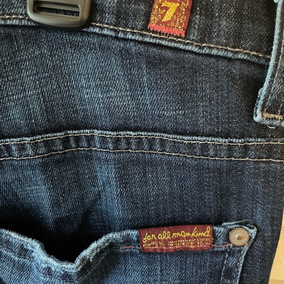 7 for all Mankind Austyn style size 31 mens pre owned and worn. - Picture 6 of 8